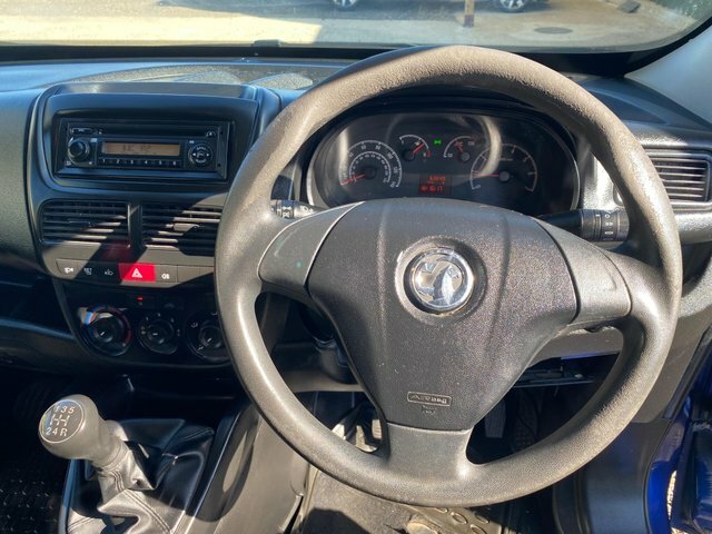 Vauxhall Combo 1.3 Cdti 2300 16V Sportive Fwd L1 H1 Silver #9