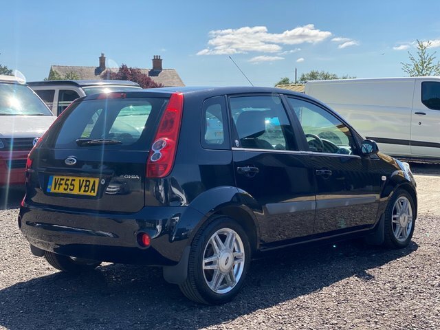 Ford Fiesta 1.4 Ghia Black #4