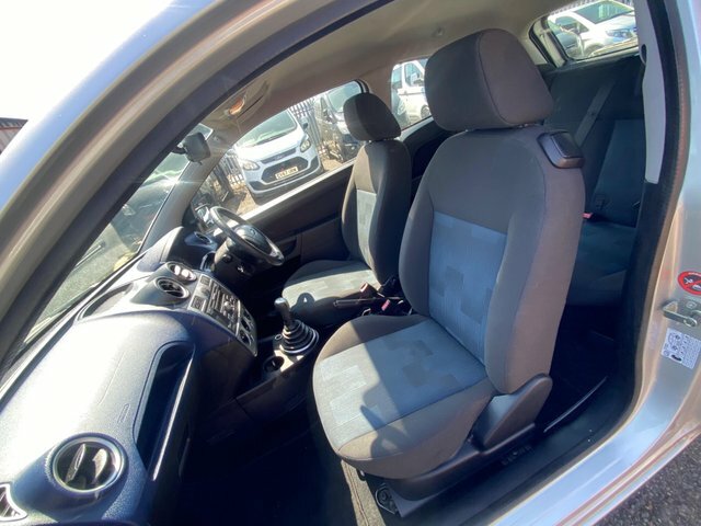 Ford Fiesta 1.25 Zetec Climate Hatchback 14 Green #36