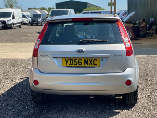 Ford Fiesta 1.25 Zetec Climate Hatchback 14 Green #16