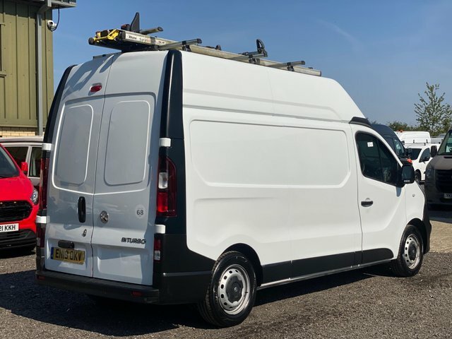 Vauxhall Vivaro 1.6 Cdti 2900 Biturbo Ecotec L2 H2 Euro 6 S S EN19OKV White #4
