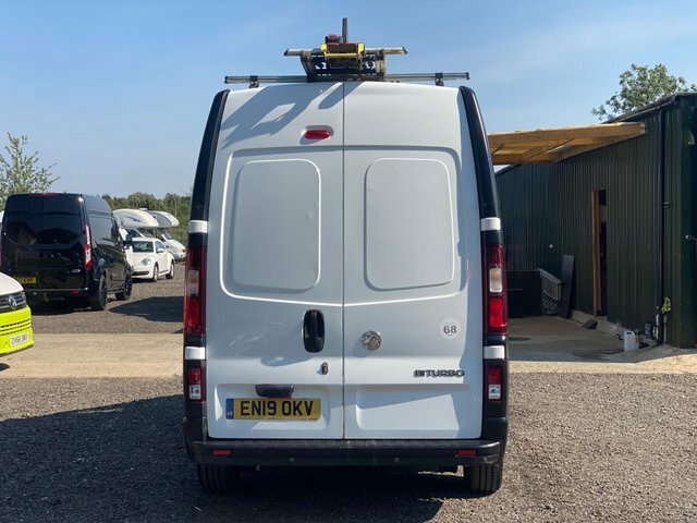 Vauxhall Vivaro 1.6 Cdti 2900 Biturbo Ecotec L2 H2 Euro 6 S S EN19OKV White #3