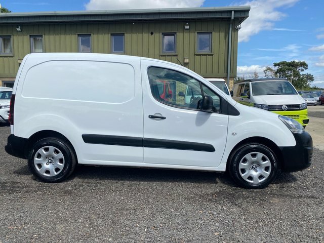 Peugeot Partner 850 1.6 Bluehdi 100 Professional Van Non Ss Black #24