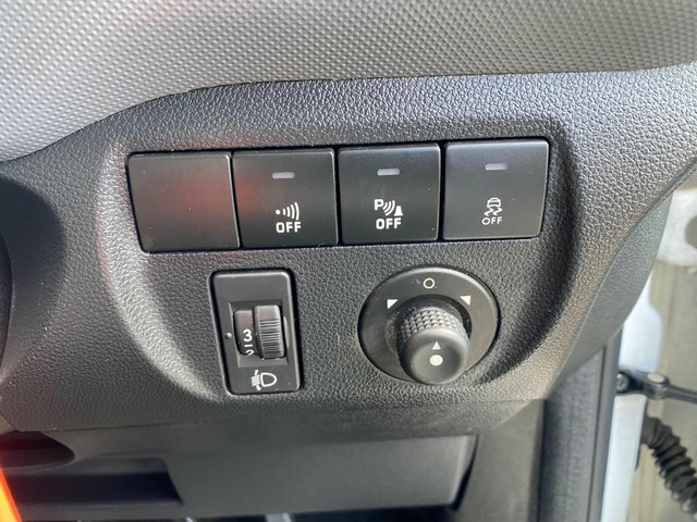 Peugeot Partner 850 1.6 Bluehdi 100 Professional Van Non Ss Black #37