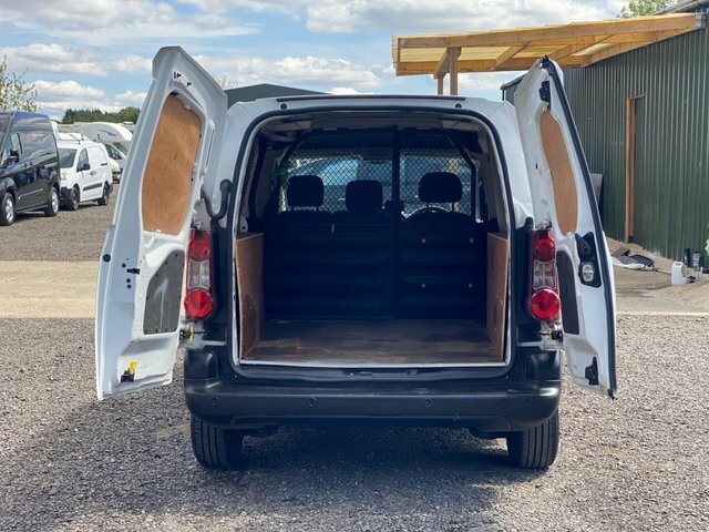 Peugeot Partner 850 1.6 Bluehdi 100 Professional Van Non Ss Black #11