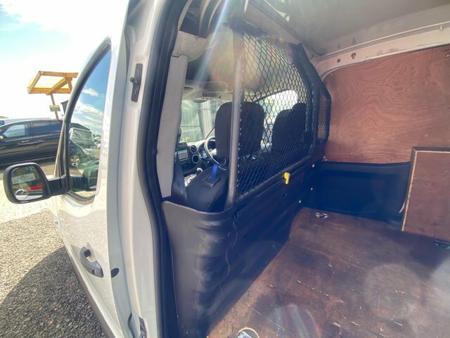 Peugeot Partner 850 1.6 Bluehdi 100 Professional Van Non Ss Black #17