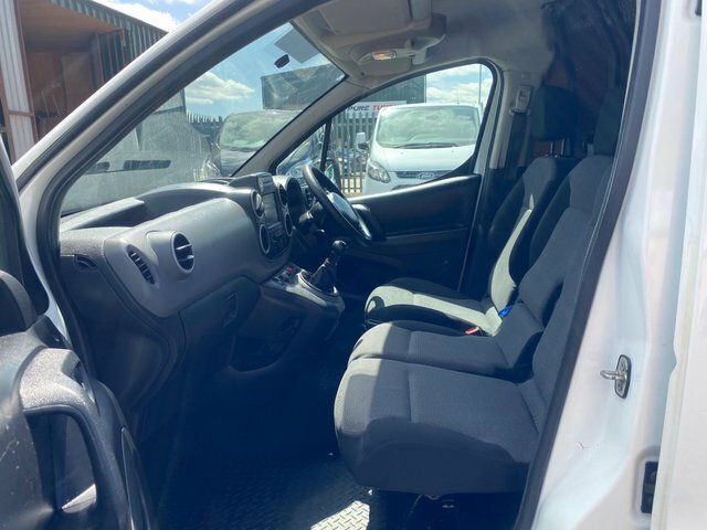 Peugeot Partner 850 1.6 Bluehdi 100 Professional Van Non Ss Black #45