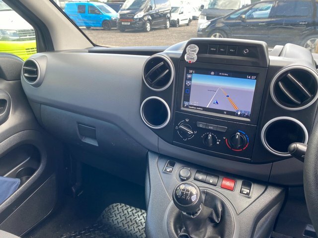Peugeot Partner 850 1.6 Bluehdi 100 Professional Van Non Ss Black #7