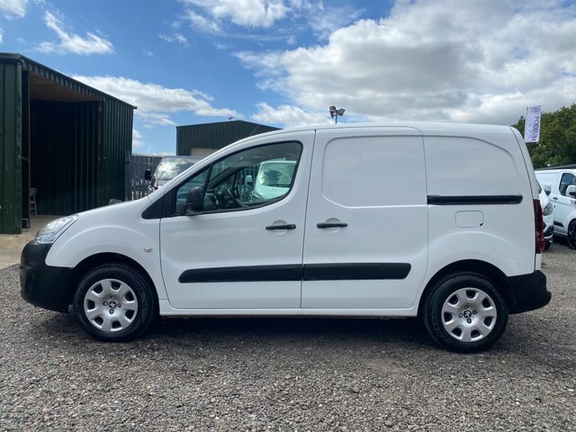 Peugeot Partner 850 1.6 Bluehdi 100 Professional Van Non Ss Black #22