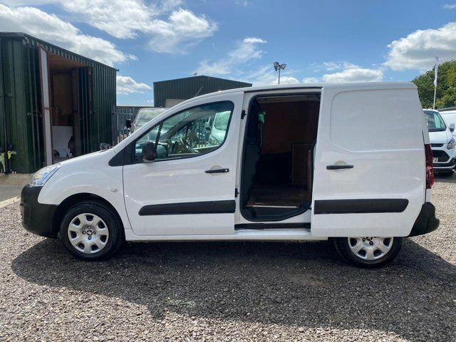 Peugeot Partner 850 1.6 Bluehdi 100 Professional Van Non Ss Black #14