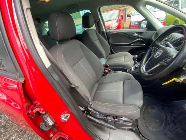 Vauxhall Zafira Tourer 1.6 Cdti Ecoflex Sri Euro 6 S S Red #6