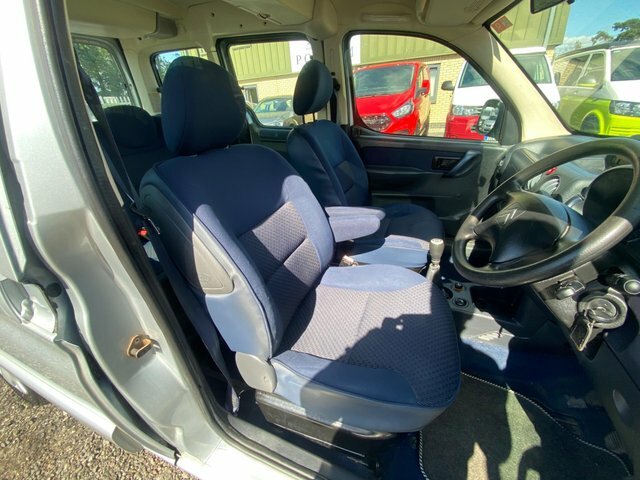 Citroen Berlingo 1.6 Td Desire Multispace Silver #6