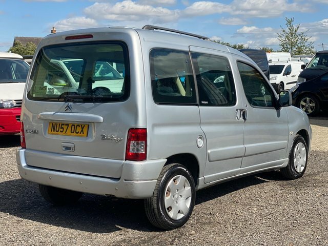 Citroen Berlingo 1.6 Td Desire Multispace Silver #4