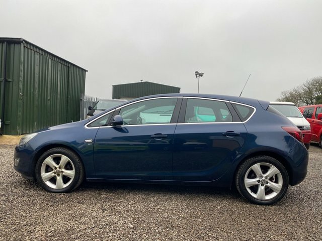 Vauxhall Astra 2010 Vauxhall Astranbsp1.8i 16V Club Grey #19