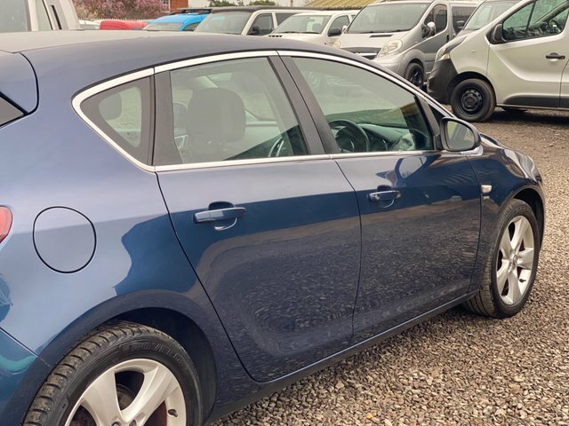 Vauxhall Astra 2010 Vauxhall Astranbsp1.8i 16V Club Grey #29