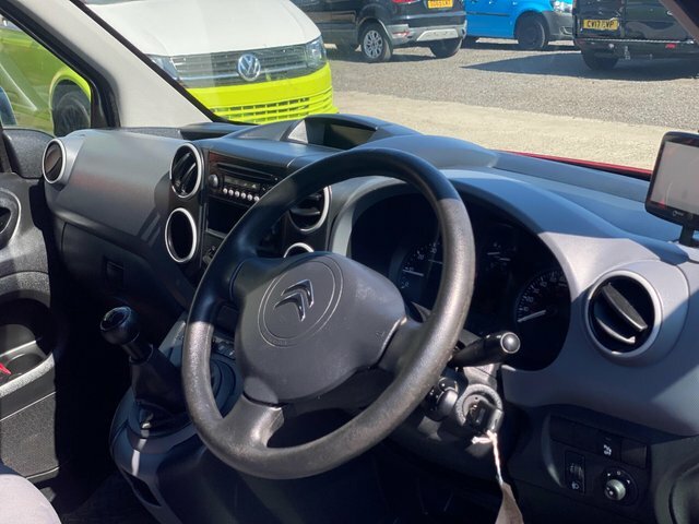 Citroen Berlingo 1.6 Hdi 625 Enterprise L1 Euro 5 SL14YMC Red #5