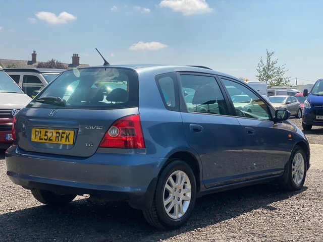 Honda Civic Hatchback Blue #4