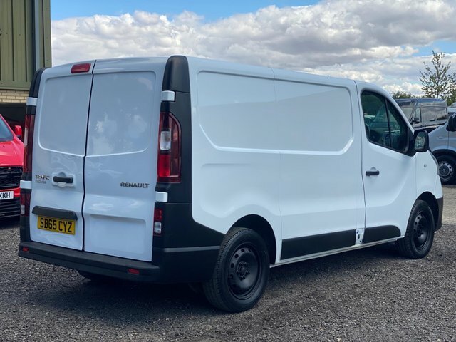 Renault Trafic 1.6 Dci 27 Business Swb Standard Roof Euro 5 White #4