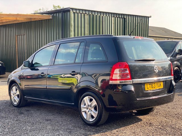 Vauxhall Zafira 1.6 16V Exclusiv Euro 5 Black #3