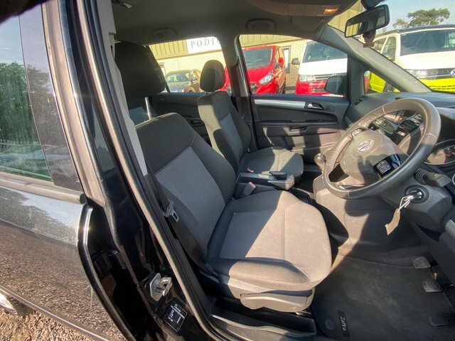 Vauxhall Zafira 1.6 16V Exclusiv Euro 5 Black #6