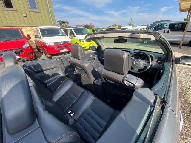 Renault Megane Hatchback Gold #37