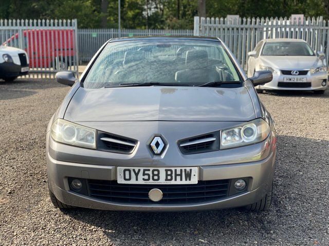 Renault Megane Hatchback Gold #13