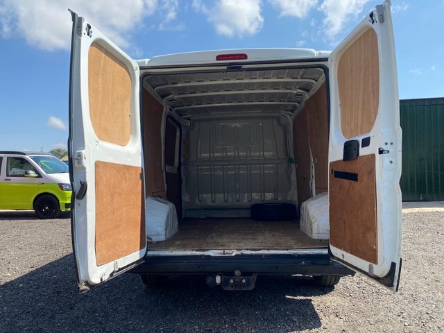 Peugeot Boxer Panel Van White #8