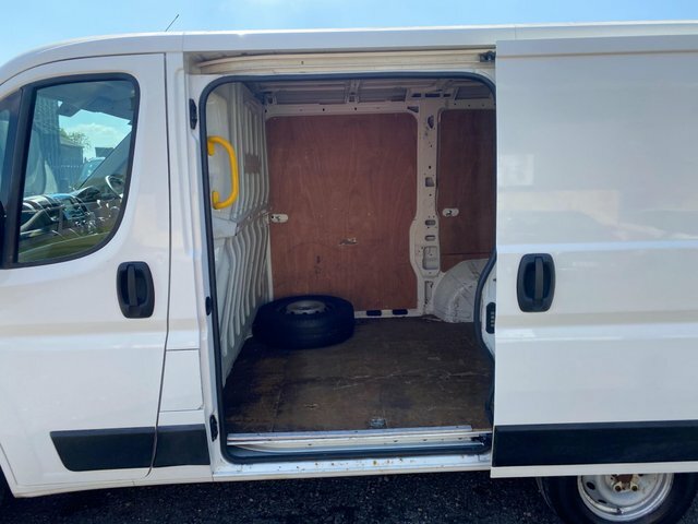 Peugeot Boxer Panel Van White #35