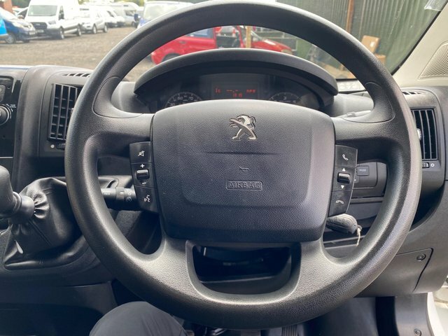 Peugeot Boxer 2.0 Bluehdi 333 Professional Panel Van #6