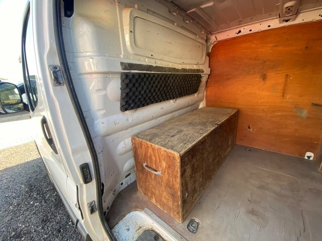 Vauxhall Vivaro Panel Van White #37