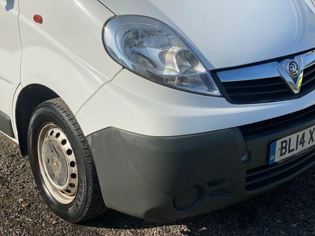 Vauxhall Vivaro Panel Van White #19