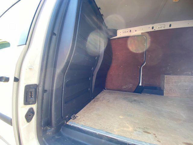 Volkswagen Caddy Maxi 2L C20 Maxi White #16