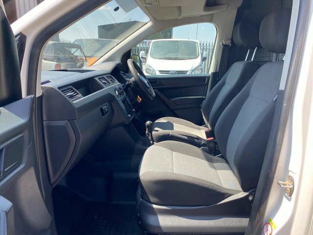 Volkswagen Caddy Maxi 2L C20 Maxi White #53