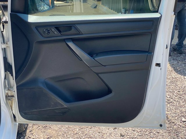 Volkswagen Caddy Maxi 2L C20 Maxi White #41