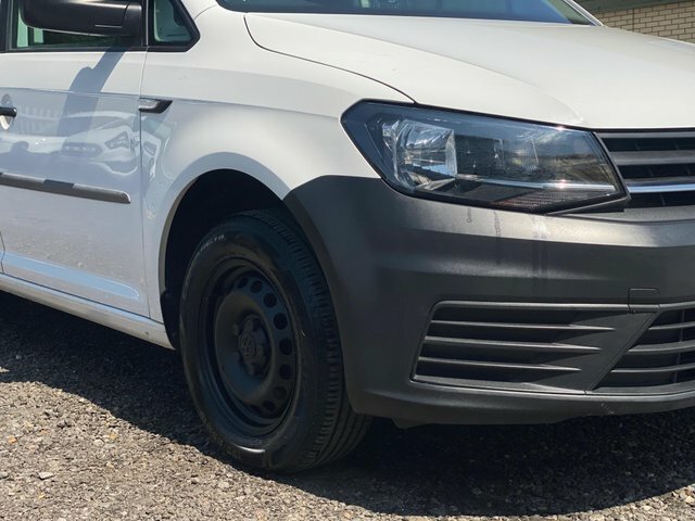 Volkswagen Caddy Maxi 2L C20 Maxi White #24