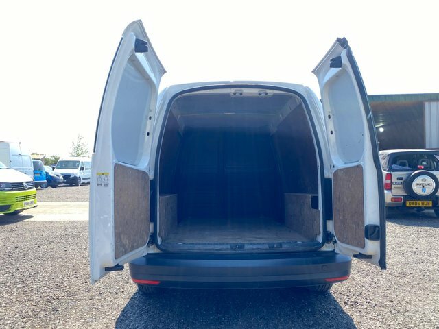 Volkswagen Caddy Maxi 2L C20 Maxi White #12
