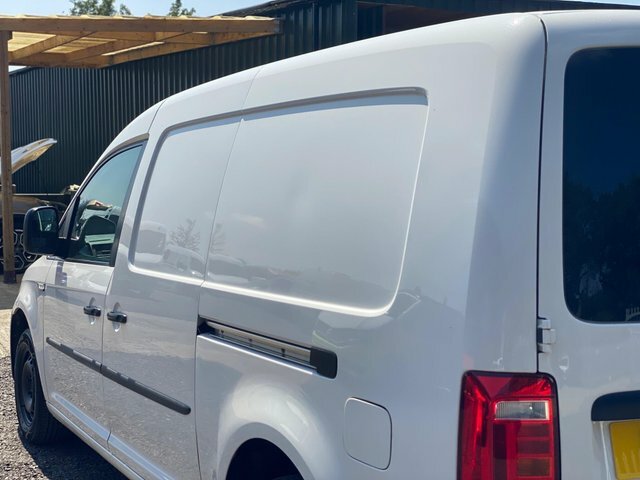 Volkswagen Caddy Maxi 2L C20 Maxi White #29