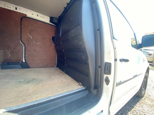 Volkswagen Caddy Maxi 2L C20 Maxi White #43