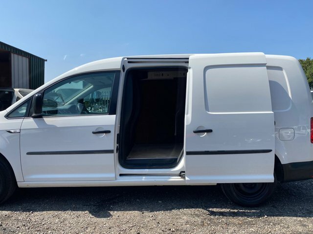 Volkswagen Caddy Maxi 2L C20 Maxi White #15