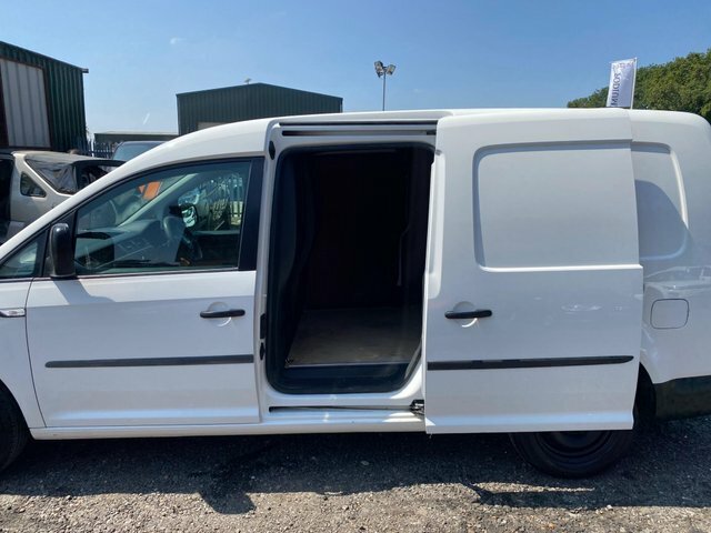 Volkswagen Caddy Maxi 2L C20 Maxi White #48