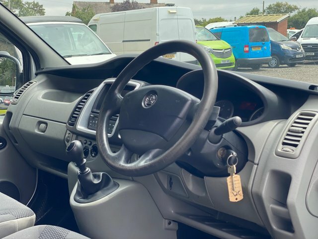 Vauxhall Vivaro  White #30