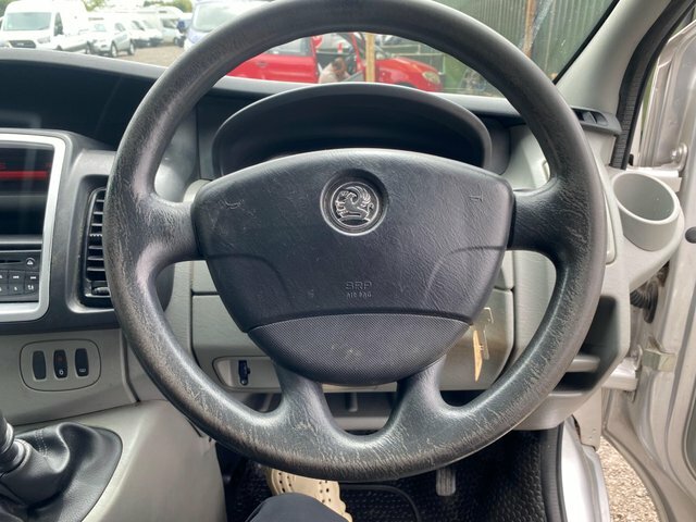 Vauxhall Vivaro  White #8