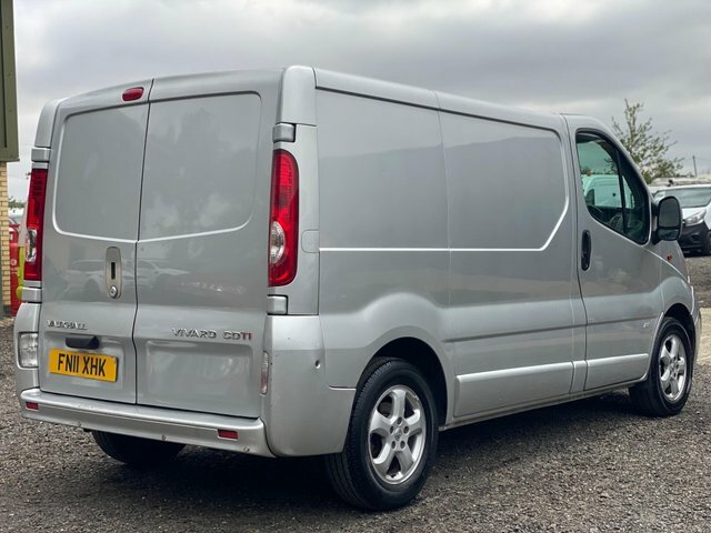 Vauxhall Vivaro 2.0 Cdti Sportive Fwd L1 Silver #4