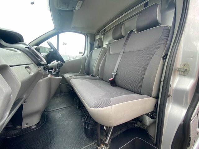Vauxhall Vivaro  White #16