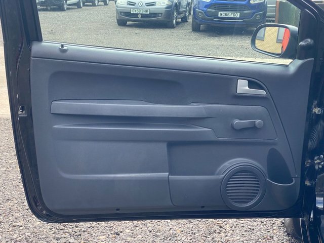 Volkswagen Fox Hatchback Grey #46