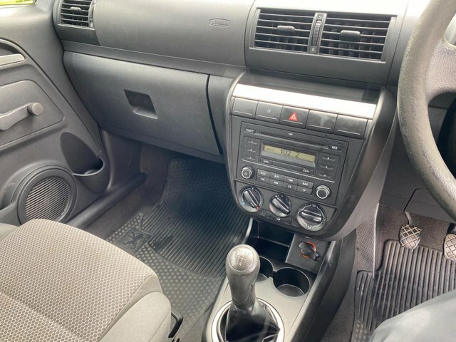 Volkswagen Fox Hatchback Grey #30
