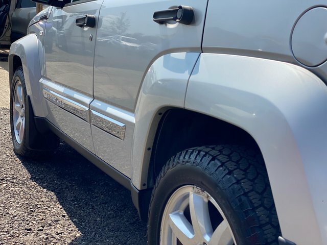 Jeep Cherokee 2.8 Crd Limited Green #27