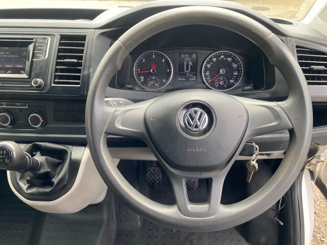Volkswagen Transporter 2L Highline Grey #8
