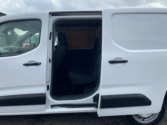 Vauxhall Combo 2000 1.5 Turbo D 75Ps H1 Sportive Van  #12