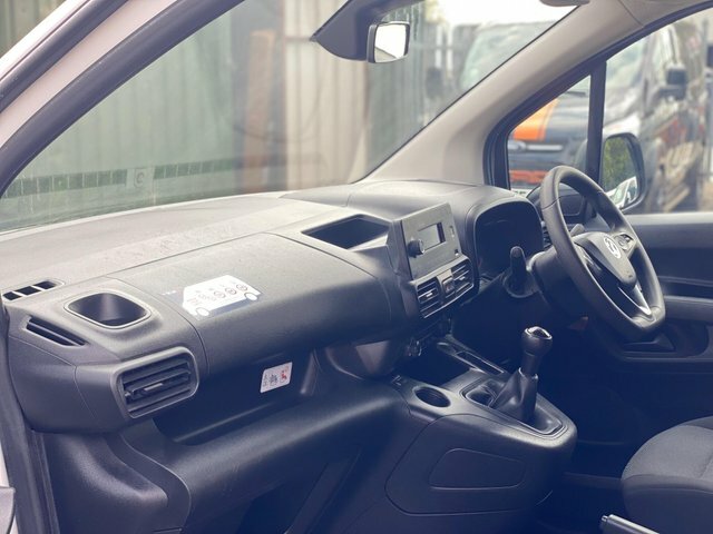 Vauxhall Combo 2000 1.5 Turbo D 75Ps H1 Sportive Van  #14